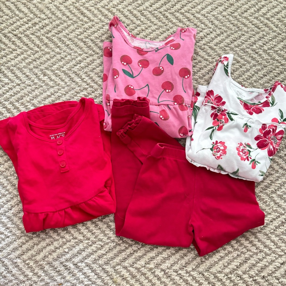 EUC Set Children’s Place Play Clothes- 2 Dresses, Top, Leggings (3T/4T)